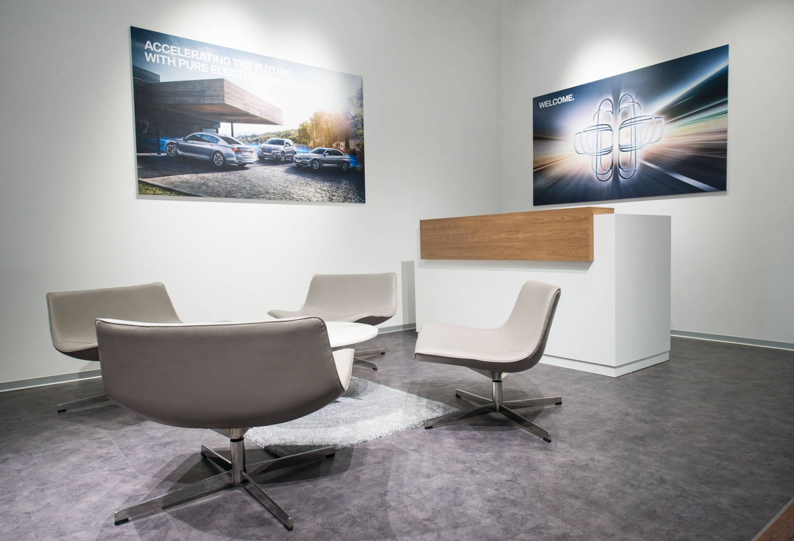 BMW Showroom at Central Plaza Rayong image 2