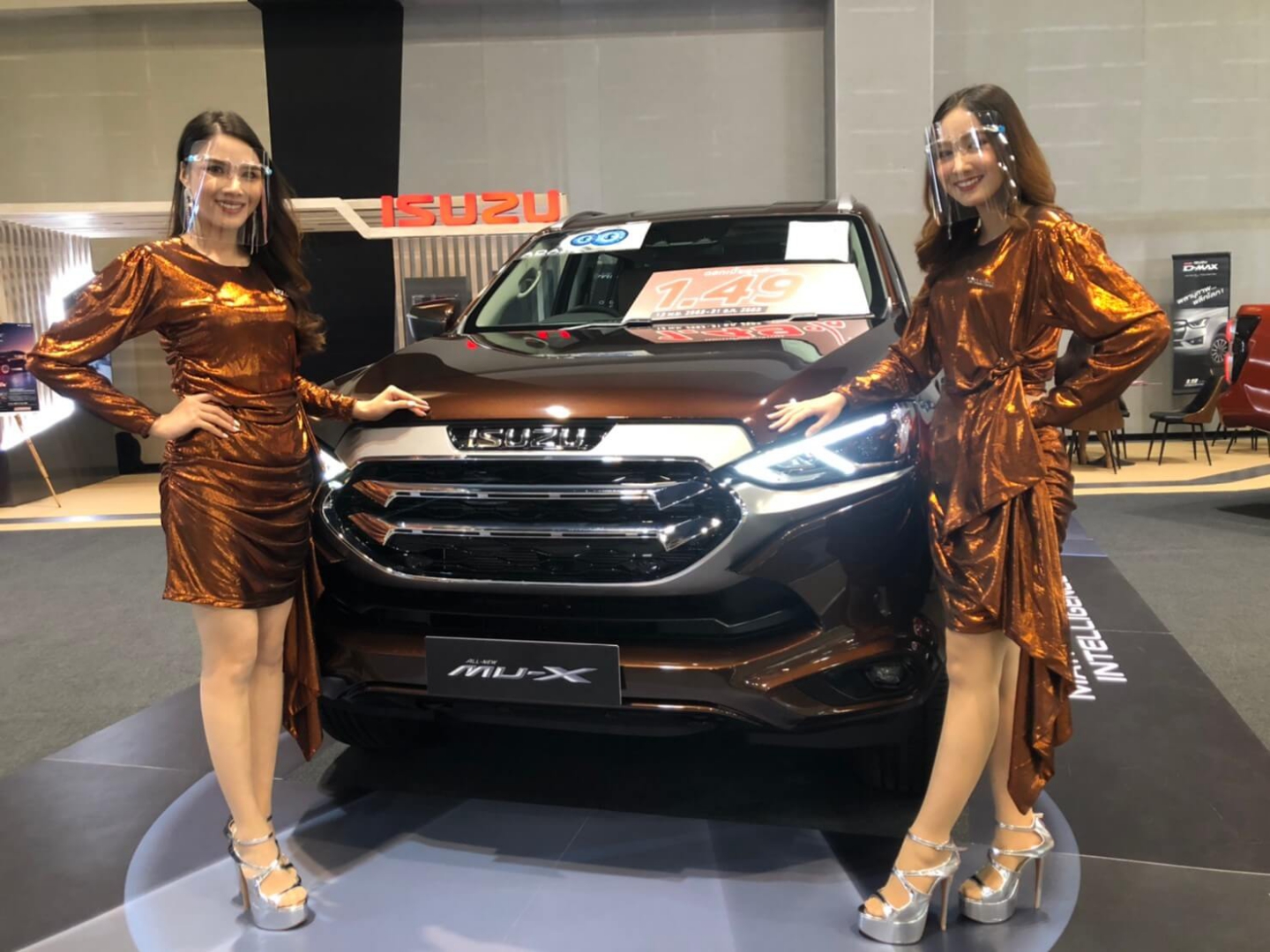 Isuzu Car Display 2020 image 4