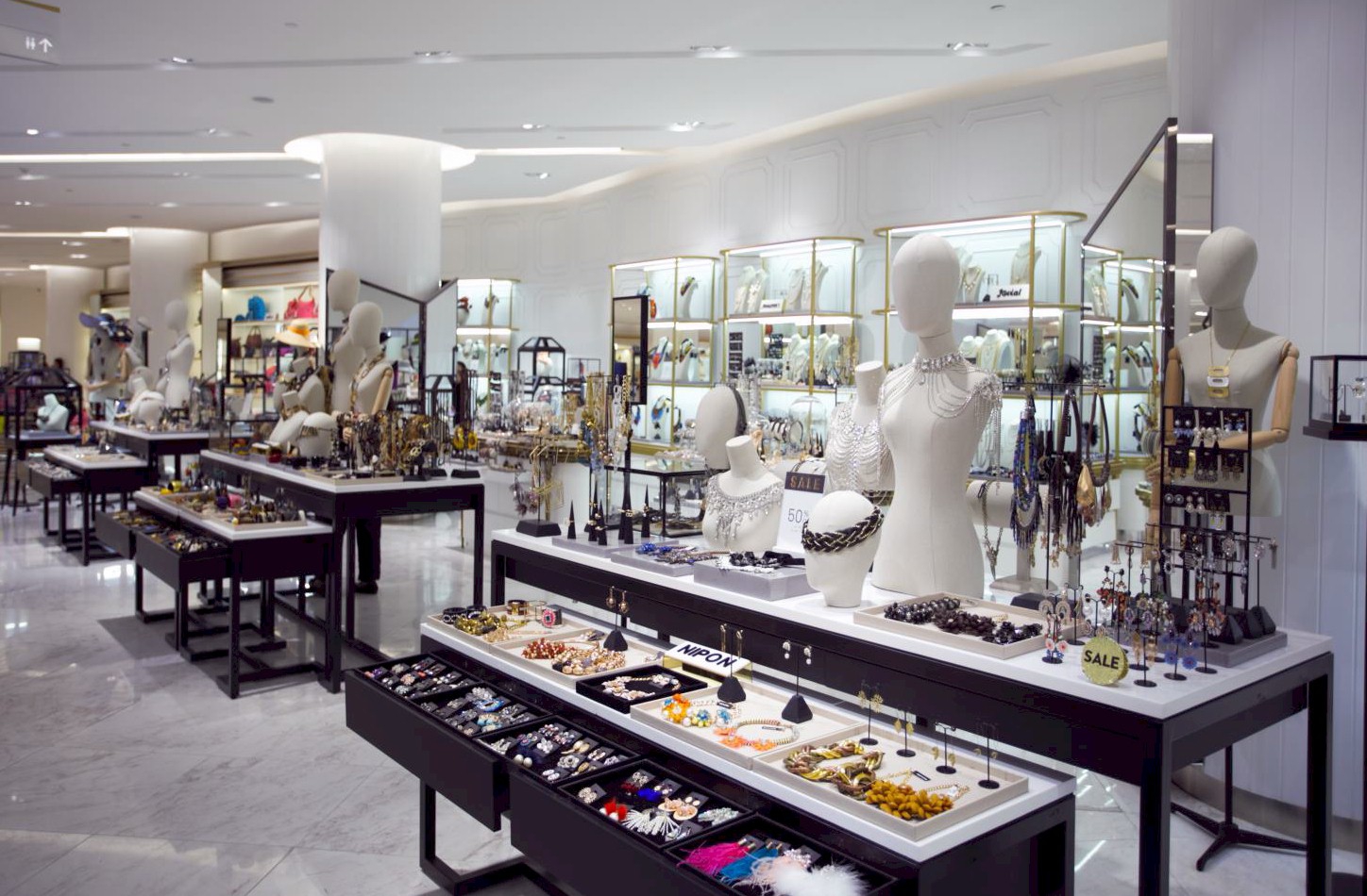 The Emporium Department Store, Accessories zone image 2