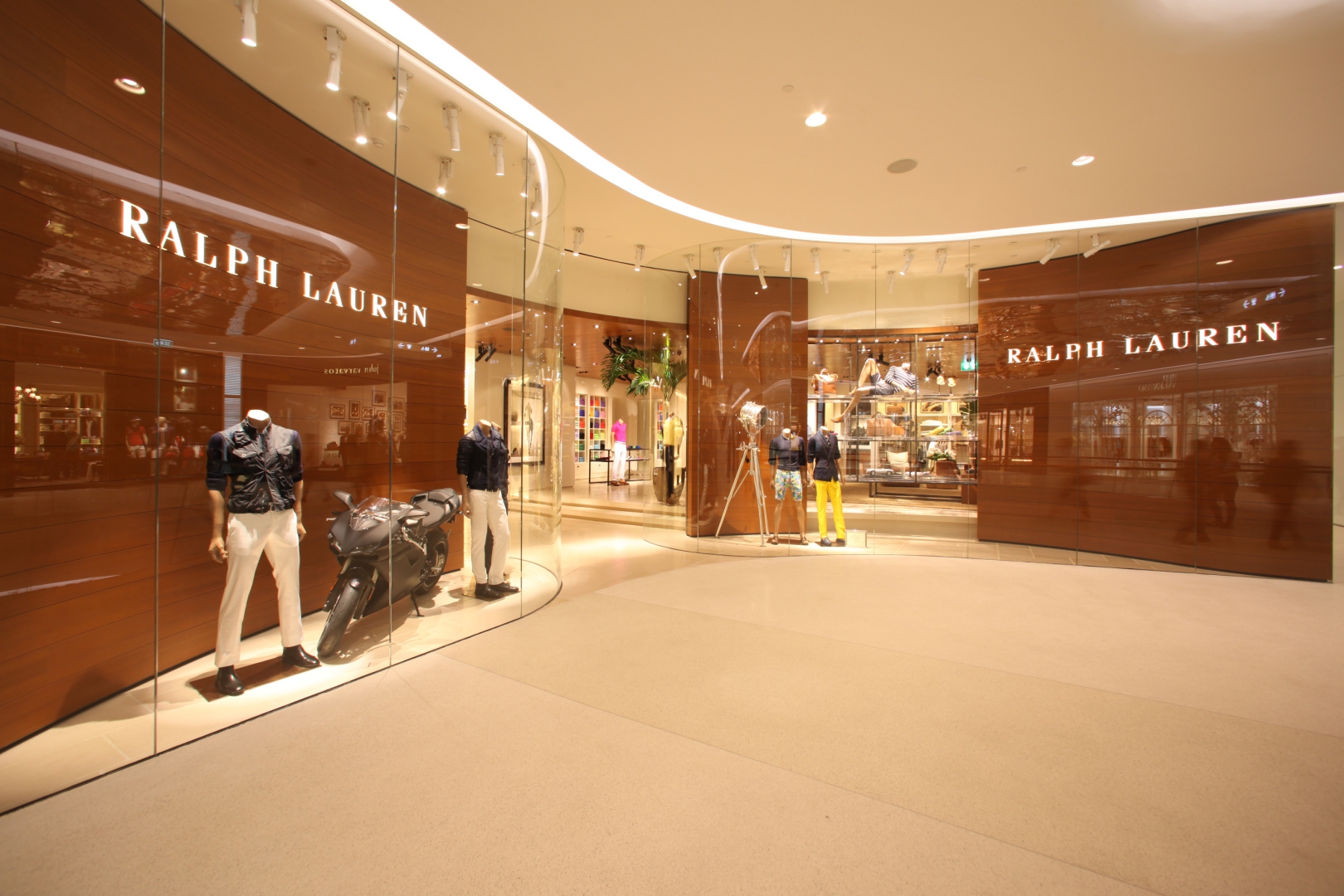 Ralph Lauren image 3